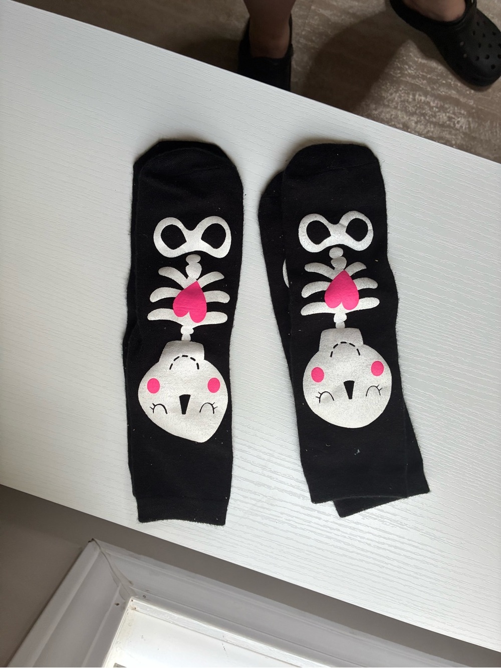 2 pairs Black Skeleton Heart Knee-High Socks